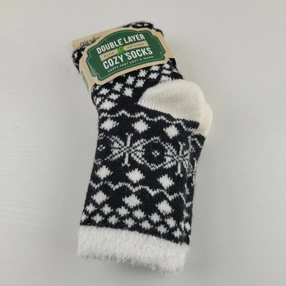Airplus Women's Double Layer Infused w/Aloe‎ Infused Socks White/Black Size 5-10